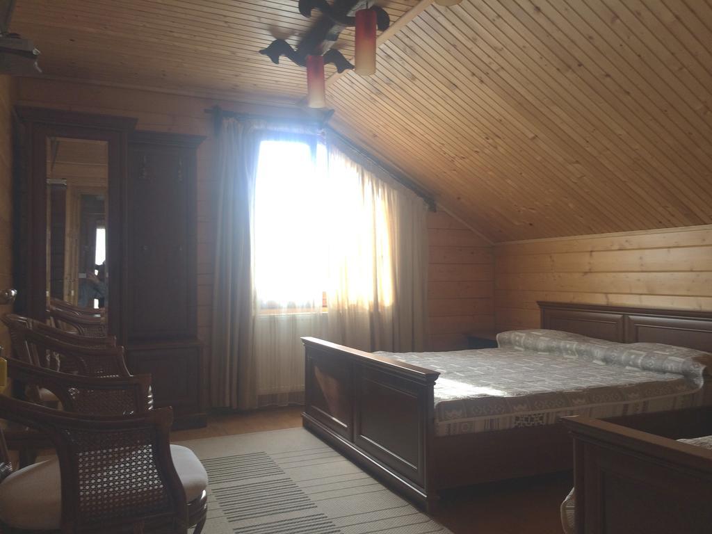 Hotel Gerdan Verkhovina ヴェルホヴィナ 部屋 写真